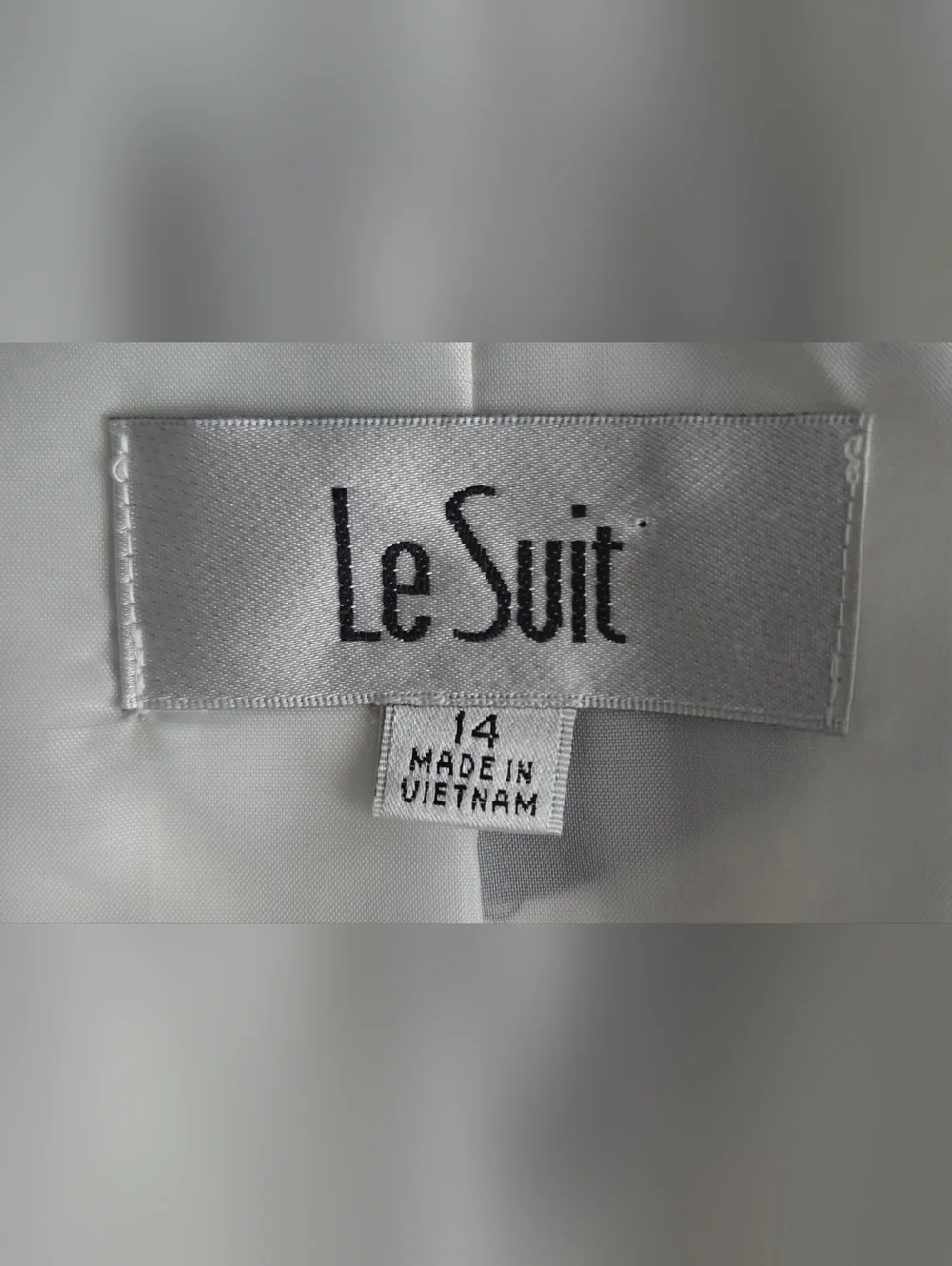 NWOT Le Suit Black and Off White Floral Long Coat Size 14 - Picture 14 of 16